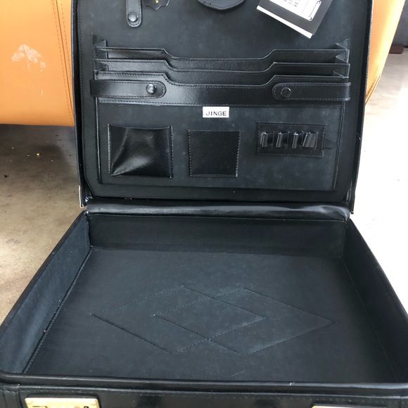 Briefcase/suitcase - Picture 9 of 16